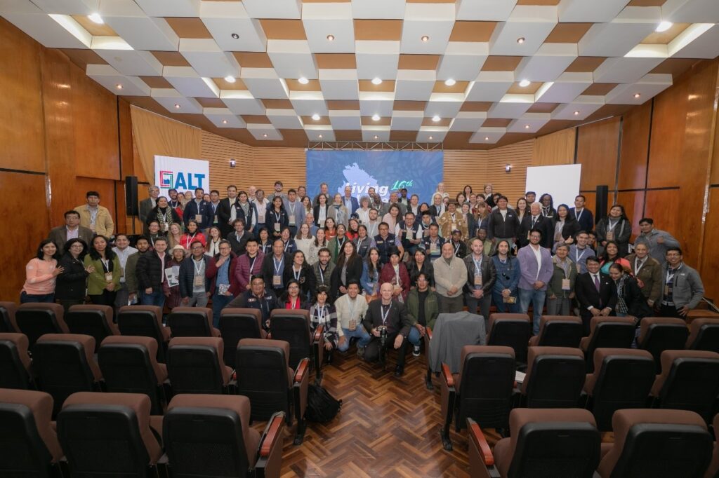 Imagem participantes do evento.