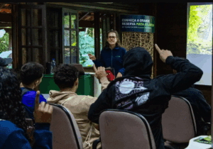 O ECO: Educar para conservar: a formação de jovens guardiões na Grande Reserva Mata Atlântica